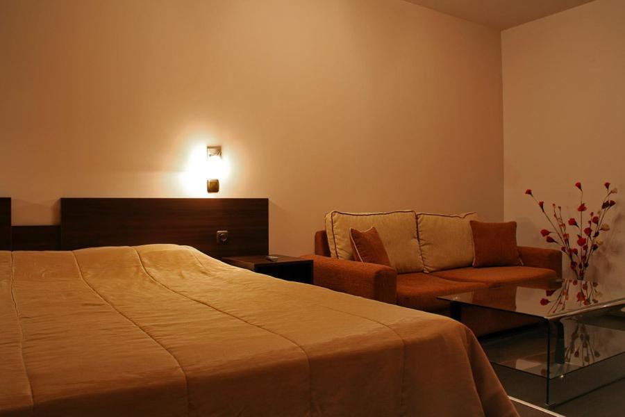 Hotel Finix ซันดันสกี ห้อง รูปภาพ