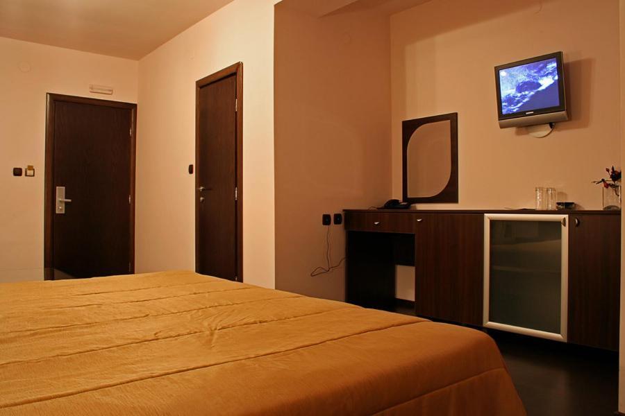 Hotel Finix ซันดันสกี ห้อง รูปภาพ
