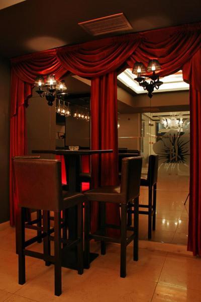 Hotel Finix ซันดันสกี ภายนอก รูปภาพ