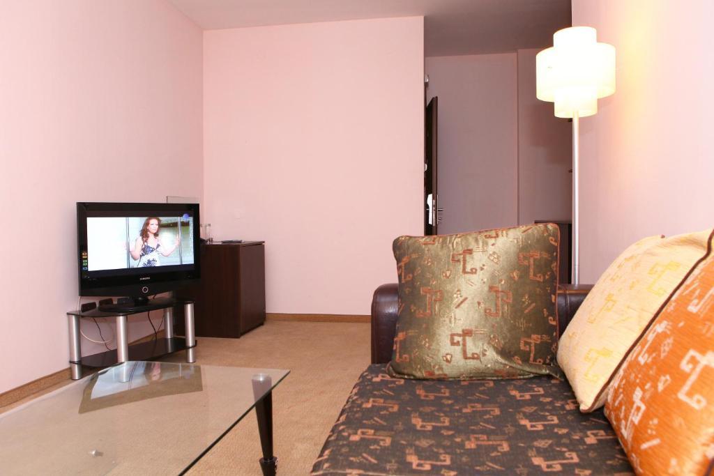Hotel Finix ซันดันสกี ห้อง รูปภาพ