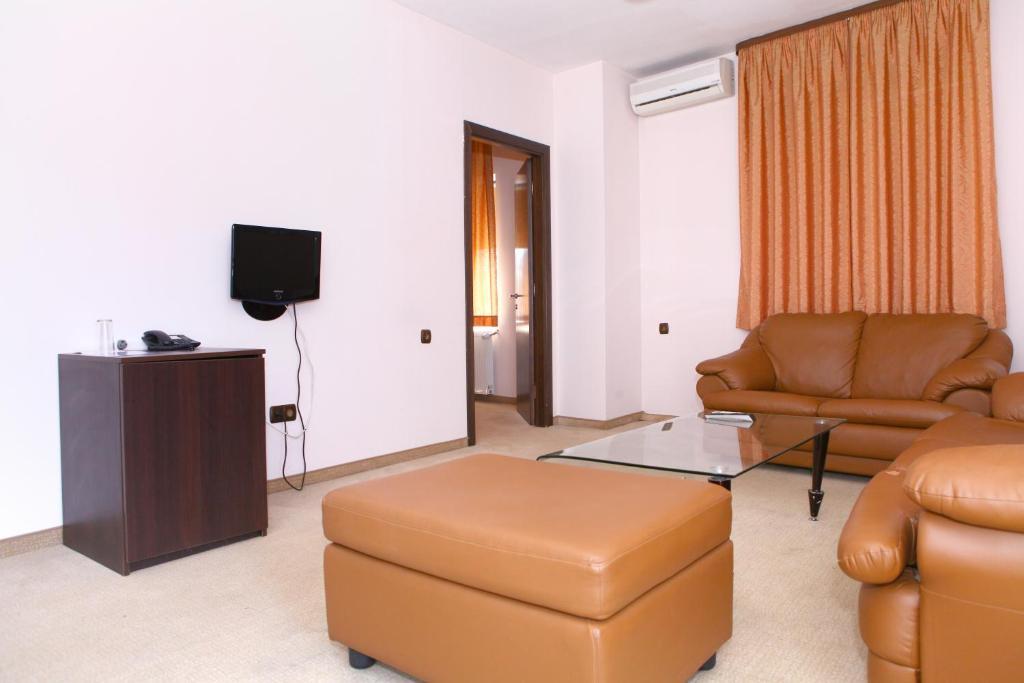 Hotel Finix ซันดันสกี ห้อง รูปภาพ