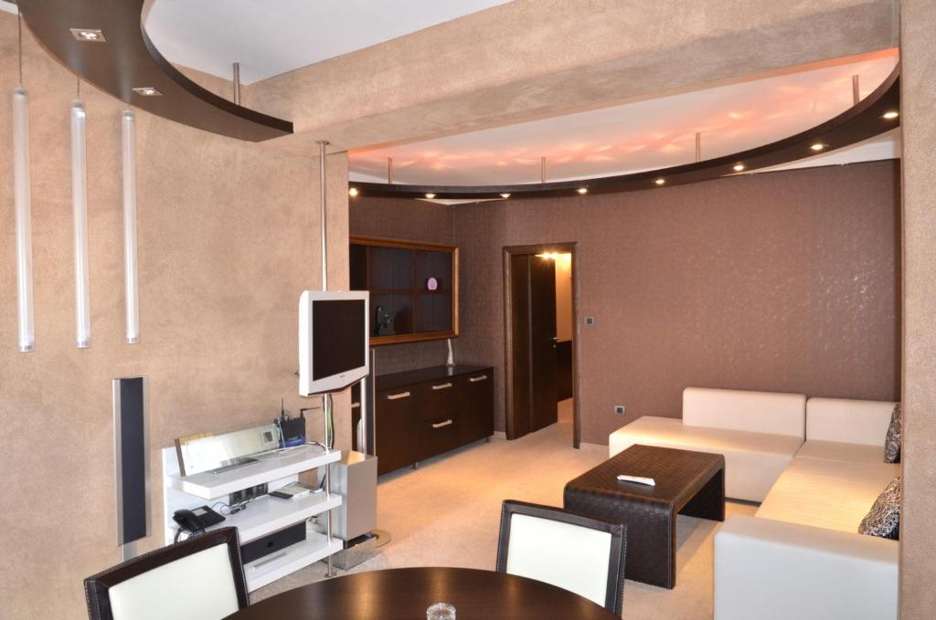 Hotel Finix ซันดันสกี ห้อง รูปภาพ